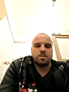 Phoenix2310 online show from 02/05/26, 02:35