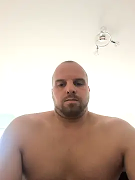 Phoenix2310 online show from 12/18/25, 08:52