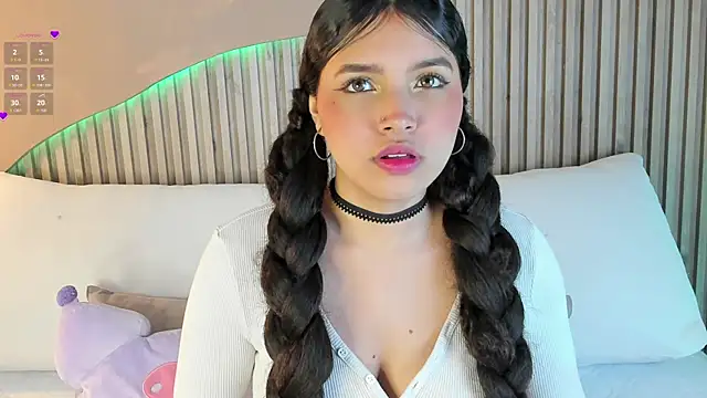 EloiseSweetxx online show from 02/11/26, 01:00