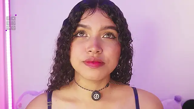 EloiseSweetxx online show from 04/11/26, 12:31