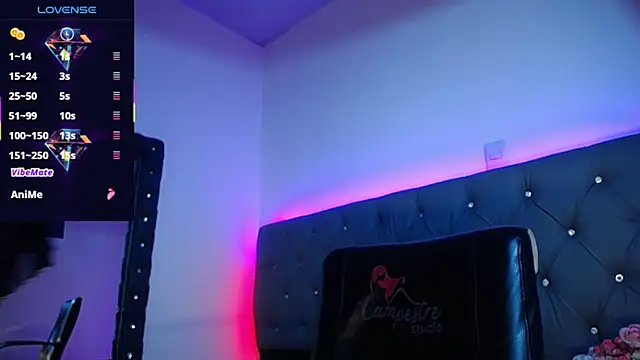 Emily Jedet online show from 11/30/25, 03:18