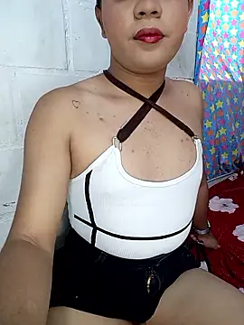 Emily Jedet online show from 04/05/26, 06:14