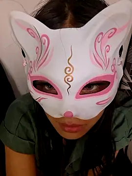 Snapshot of Mitsuarii chatting on 12/19/25, 10:01 Mitsuarii online show from 12/19/25, 10:01