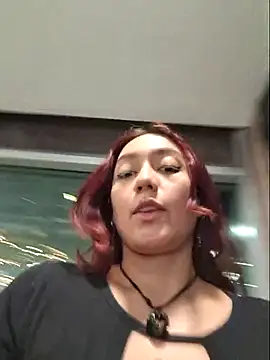 Eveeelyn25 online show from 04/03/26, 12:17