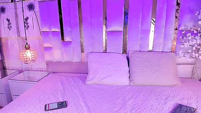 Naomistart online show from 02/09/26, 04:54