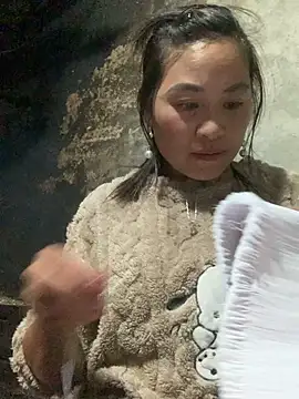 hotel222 online show from 11/26/25, 01:00