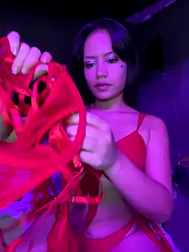 GiiaaFox online show from 11/24/25, 10:10