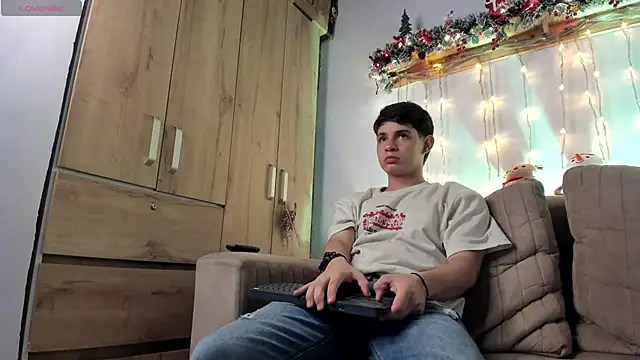 steveen universe28 online show from 11/30/25, 02:12