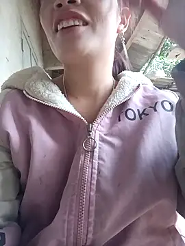 nangmo online show from 12/17/25, 01:21