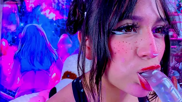 kitty niki online show from 12/16/25, 08:35