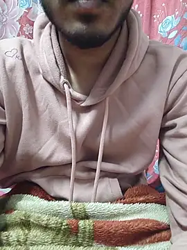 Snapshot of luckyutube chatting on 12/17/25, 04:45 luckyutube online show from 12/17/25, 04:45