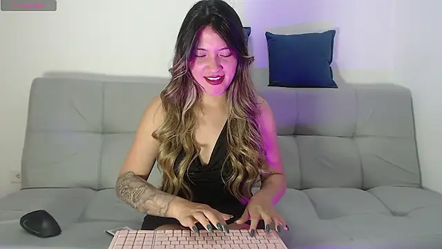 hanna  jones7 online show from 01/17/26, 10:46