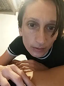 Snapshot of 17Musamorenoo chatting on 11/24/25, 02:22 17Musamorenoo online show from 11/24/25, 02:22