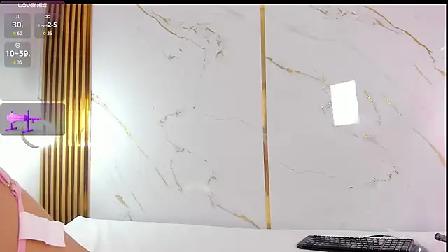 VanessaBoch online show from 03/14/26, 07:42