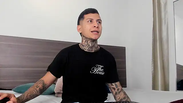 Andrew sanders68 online show from 12/04/25, 11:15