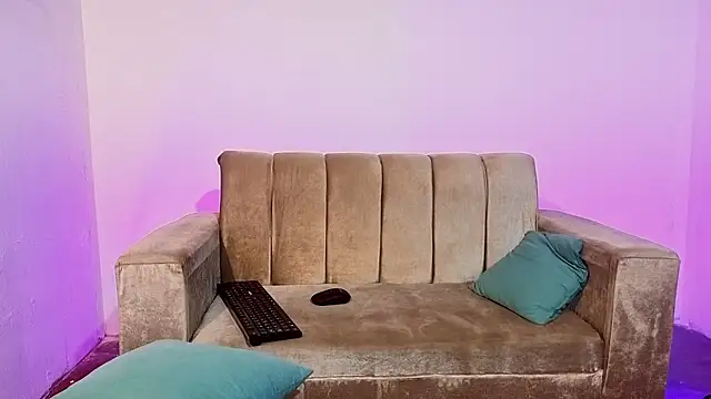 Snapshot of ginebra_n_yan chatting on 01/16/26, 10:14 ginebra n yan online show from 01/16/26, 10:14