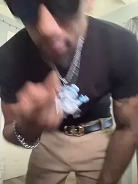 MTheRealrDLlongCrippler online show from 12/20/25, 07:28