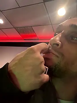 MTheRealrDLlongCrippler online show from 01/12/26, 11:39