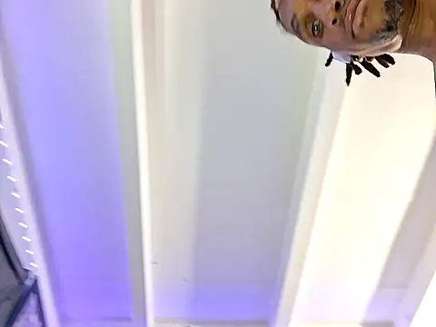 MTheRealrDLlongCrippler online show from 04/01/26, 03:30