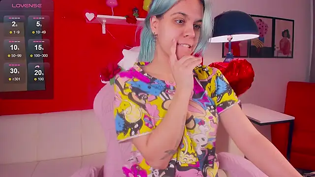 LiraBelle online show from 02/15/26, 03:07