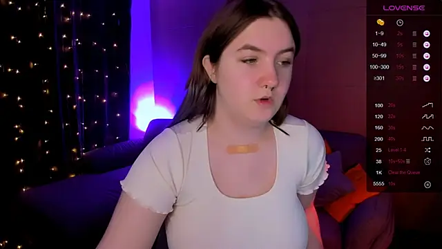 lovelyy julia online show from 03/16/26, 08:18