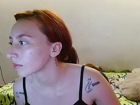 Snapshot of candystream chatting on 03/03/26, 04:41 candystream online show from 03/03/26, 04:41