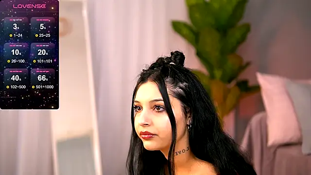 Snapshot of VanessaSinX chatting on 12/15/25, 08:36 VanessaSinX online show from 12/15/25, 08:36