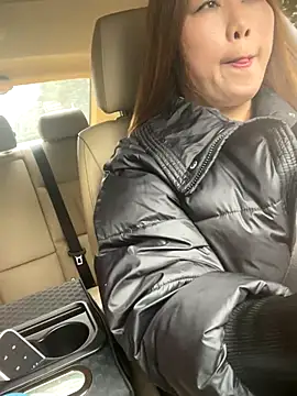 Xiaomili8 online show from 12/03/25, 04:24