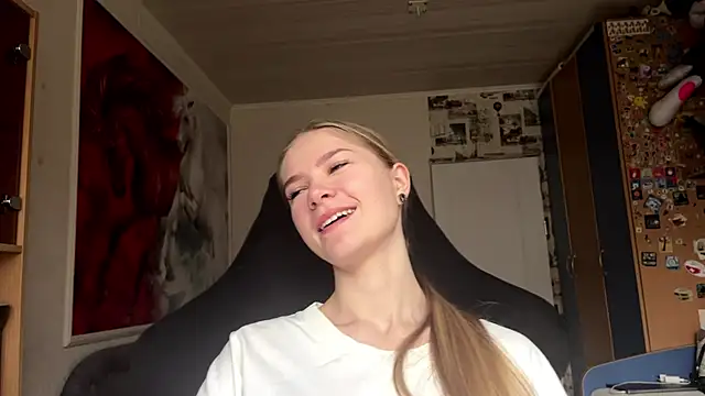 Snapshot of JesicaMortensen chatting on 11/27/25, 08:15 JesicaMortensen online show from 11/27/25, 08:15