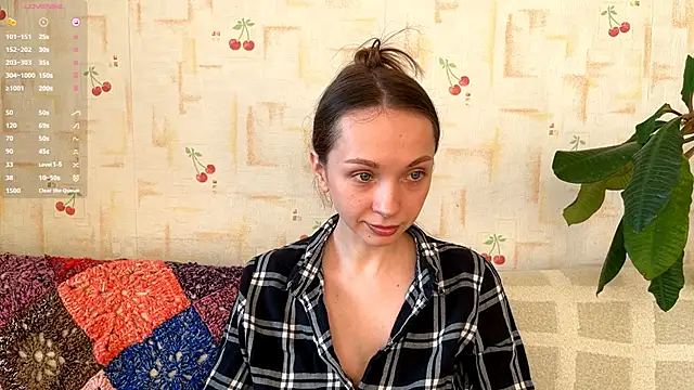 Snapshot of PaulaTisch chatting on 02/20/26, 02:08 PaulaTisch online show from 02/20/26, 02:08