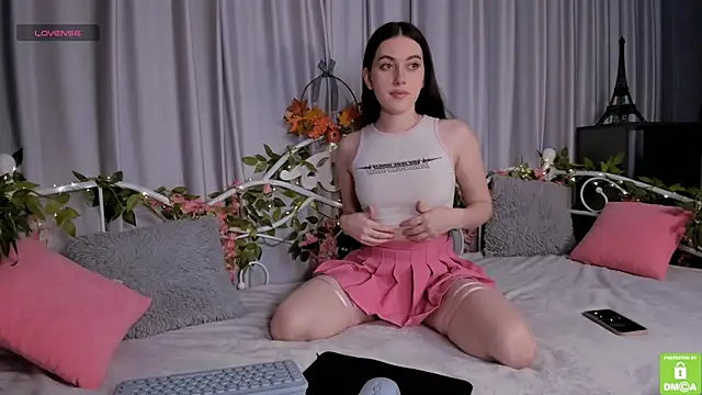 Alice Smilee online show from 12/04/25, 02:43