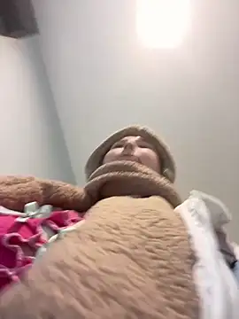 KateBurlesk online show from 12/23/25, 08:13