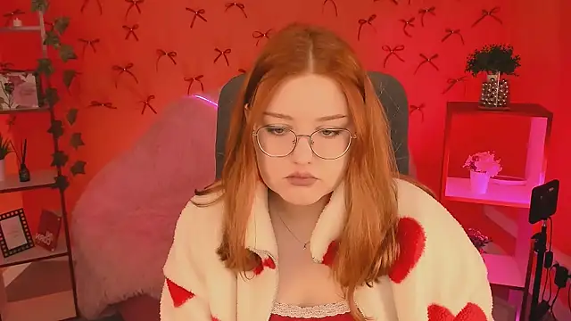 Snapshot of StaceyJensen chatting on 11/26/25, 09:20 StaceyJensen online show from 11/26/25, 09:20