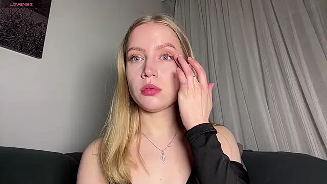 Alice meow15 online show from 04/03/26, 09:10