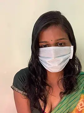 Snapshot of honeygirl6996 chatting on 02/25/26, 06:13 honeygirl6996 online show from 02/25/26, 06:13