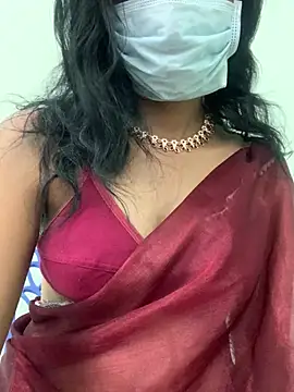 honeygirl6996 online show from 04/22/26, 07:37