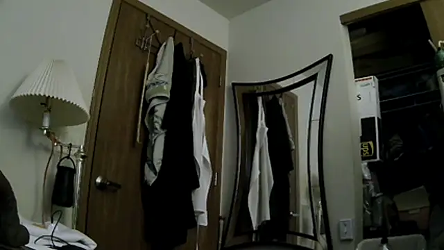 Snapshot of MasochSissy4U chatting on 02/17/26, 10:18 MasochSissy4U online show from 02/17/26, 10:18