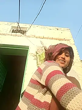 Pooja hote online show from 12/17/25, 02:16