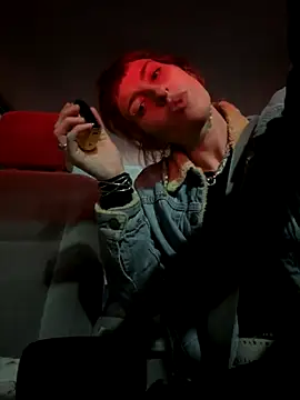 ashtrayhaterz online show from 11/24/25, 06:13