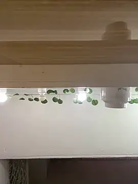 Kitty Bms  online show from 12/17/25, 06:57