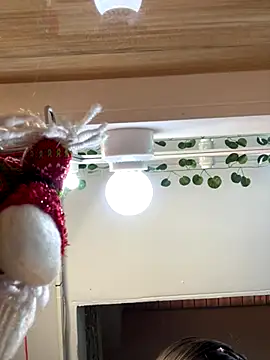 Kitty Bms  online show from 12/19/25, 07:27