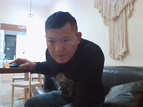 klasdjhasid online show from 12/03/25, 10:03