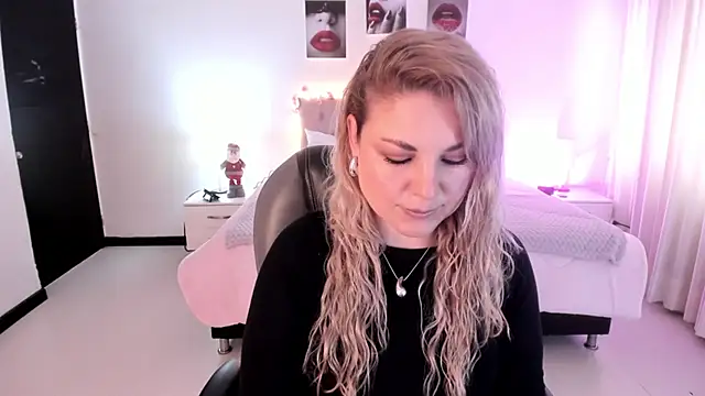 Violeta Hotter online show from 11/27/25, 11:21