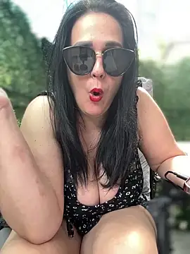 Snapshot of Mary_kansas_bbw chatting on 05/10/26, 01:57 Mary kansas bbw online show from 05/10/26, 01:57