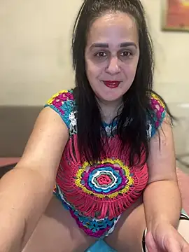 Snapshot of Mary_kansas_bbw chatting on 05/17/26, 05:02 Mary kansas bbw online show from 05/17/26, 05:02