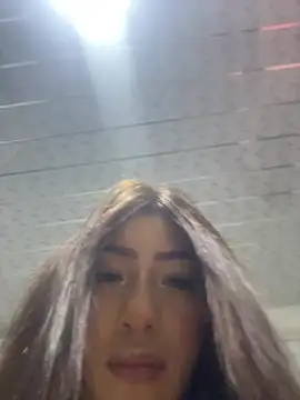 DAKOTA SAKURA online show from 05/31/26, 12:00