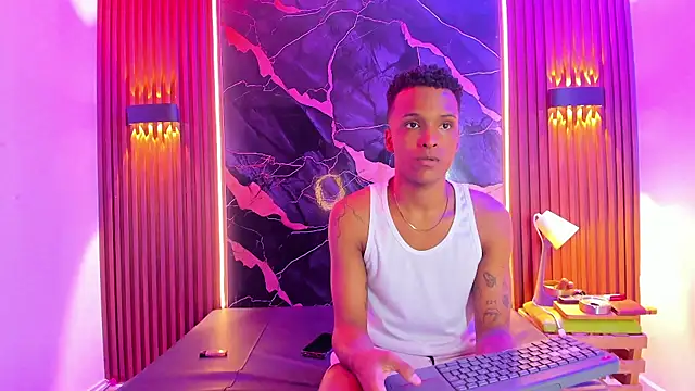 Black Guys Pervert  online show from 11/24/25, 12:16