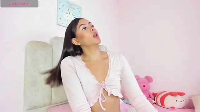 Snapshot of paula_cosiio chatting on 11/29/25, 02:39 paula cosiio online show from 11/29/25, 02:39