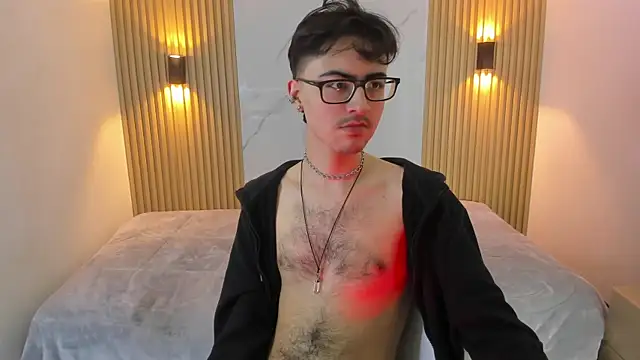 Im Dayros online show from 11/26/25, 07:47