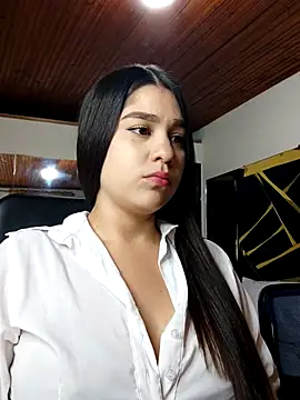 LadyKirk online show from 11/29/25, 03:39